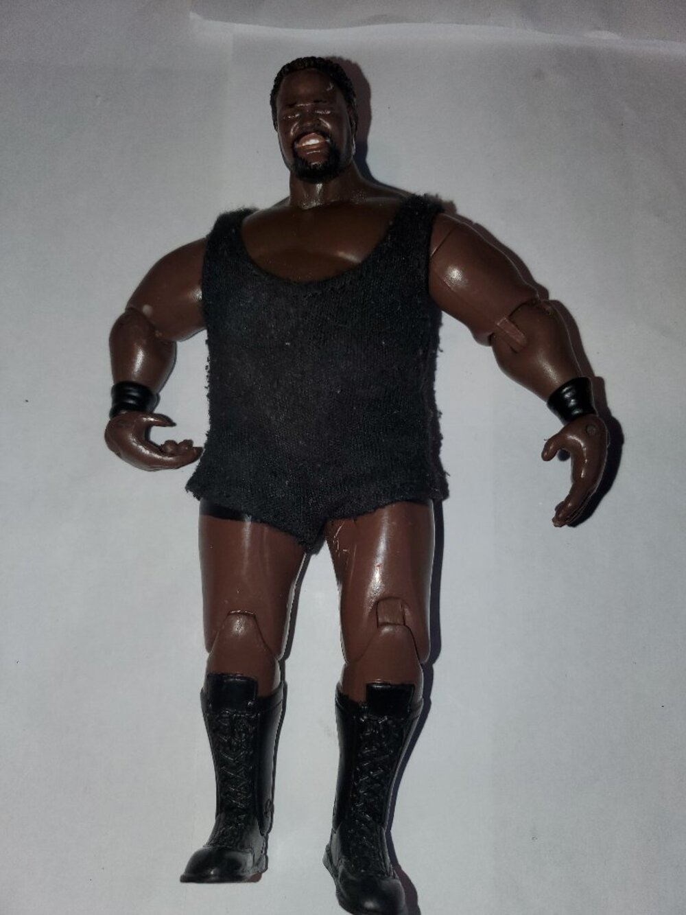 USED VINTAGE 2003 MARK HENRY JAKKS PACIFIC ACTION FIGURE
